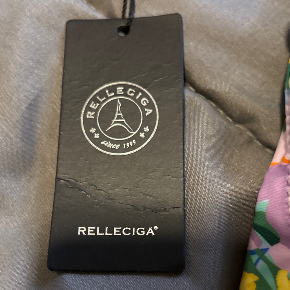 Relleciga Floral One-Piece Swimsuit - Picture 5 of 6